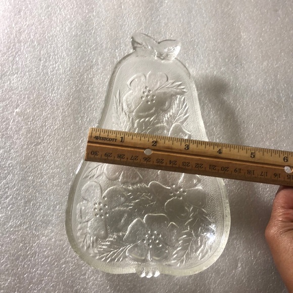 Crystal pear shaped candy / jewelry dish - Picture 6 of 6